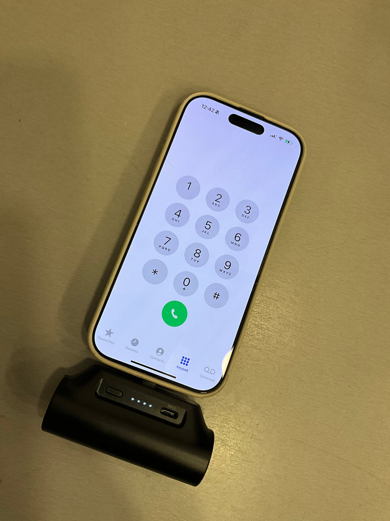 Clip charger power bank