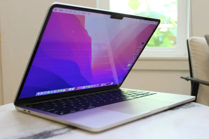 Macbook Air M2 256GB (13.6" Screen Size)